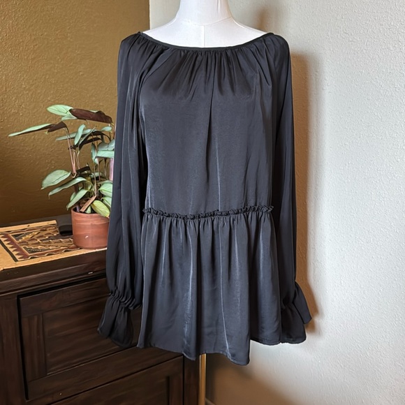 Black Smock blouse with ties - Picture 4 of 6